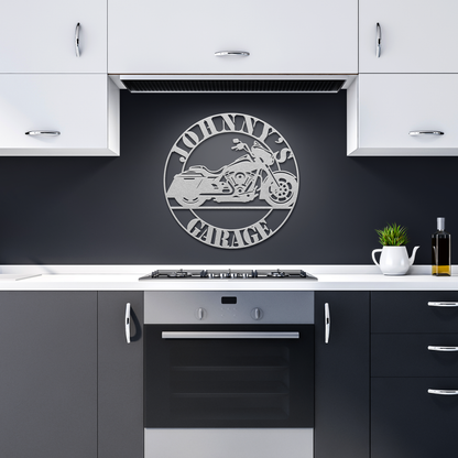 Custom_Bagger_Style_Harley_Road_Glide_Me_Silver_Dark_Kitchen_Mockup.png